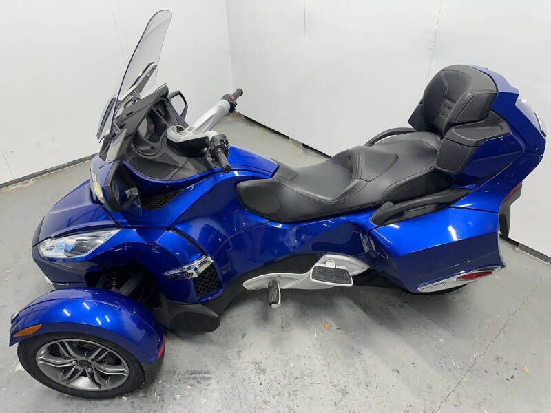 2012 Can-Am Spyder RT-S SE5