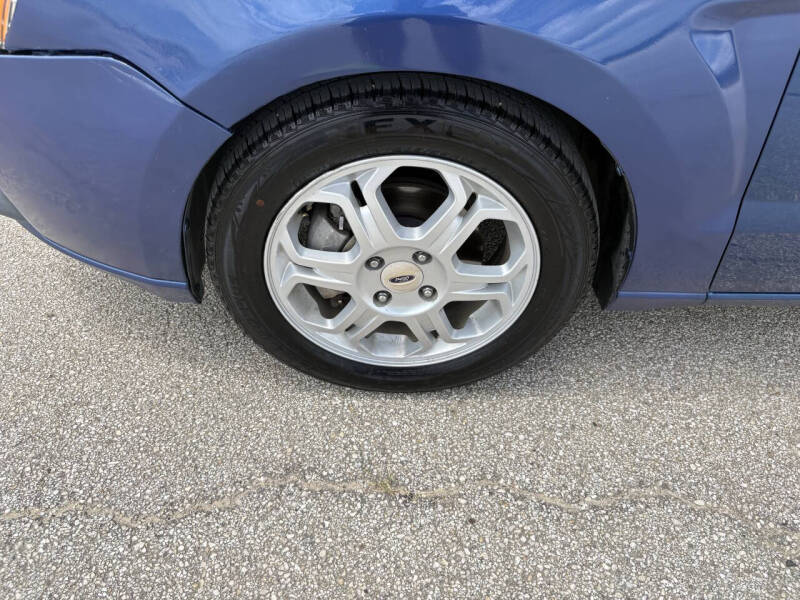 2009 Ford Focus SES