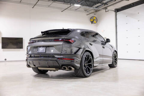 2023 Lamborghini Urus Performante