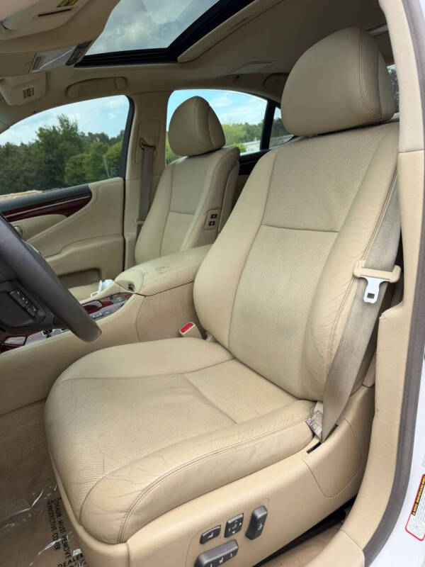 2007 Lexus LS 460