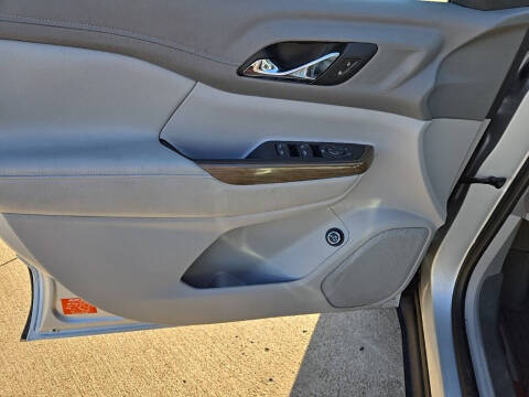 2019 GMC Acadia SLE-2