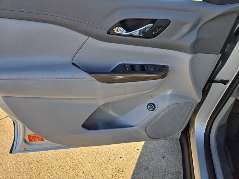 2019 GMC Acadia SLE-2