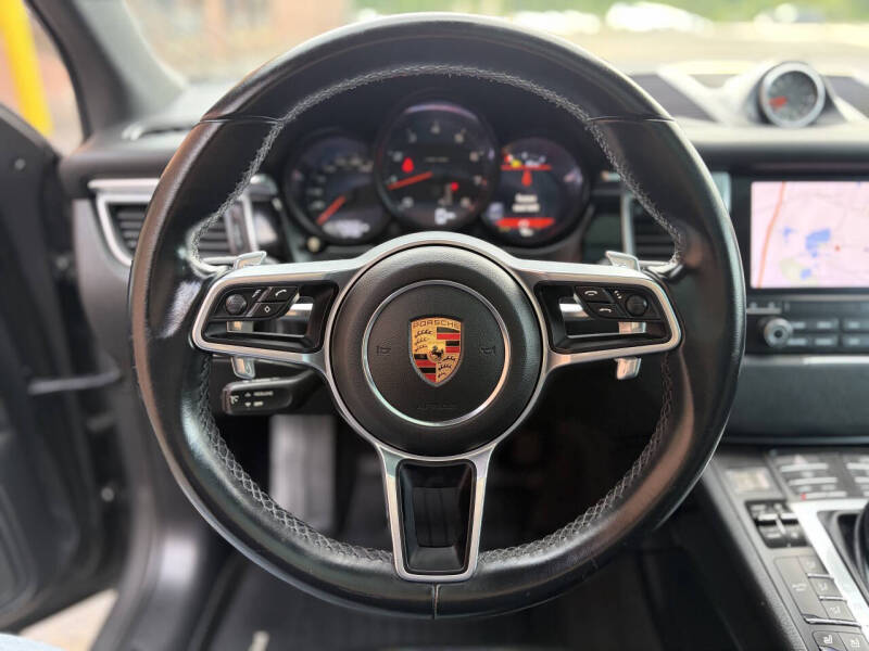 2018 Porsche Macan