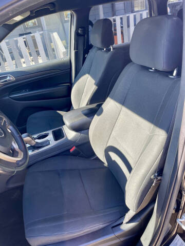 2017 Jeep Grand Cherokee Laredo