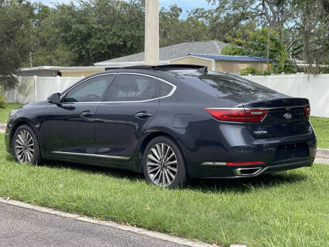 2017 Kia Cadenza Premium