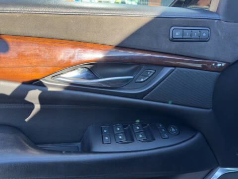 2018 Cadillac Escalade ESV Luxury