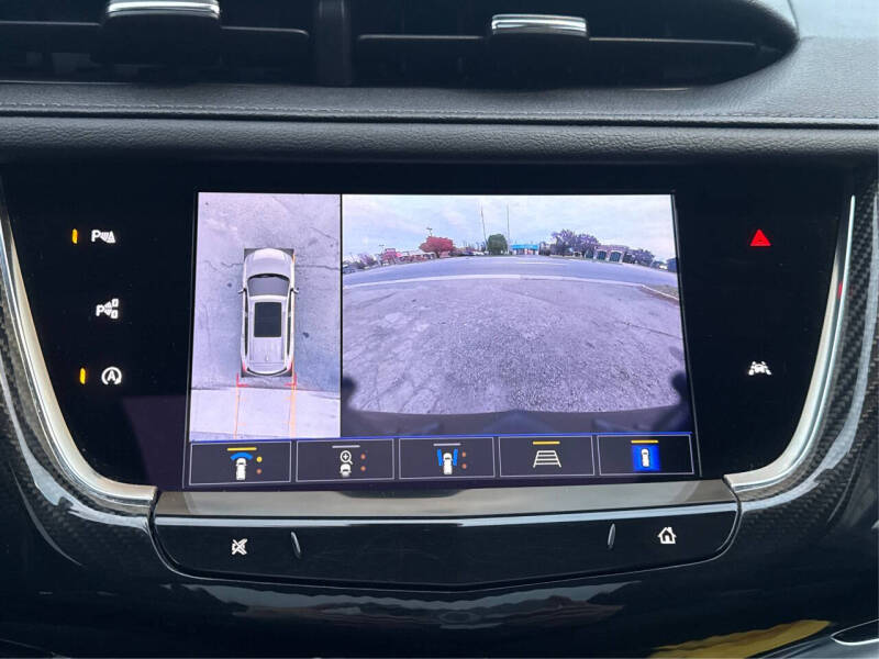 2023 Cadillac XT6 Sport