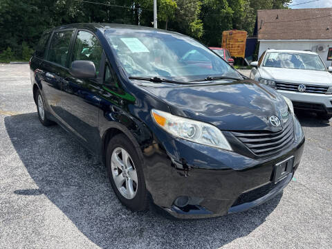 2015 Toyota Sienna L 7-Passenger