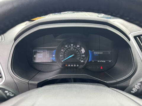 2022 Ford Edge Titanium