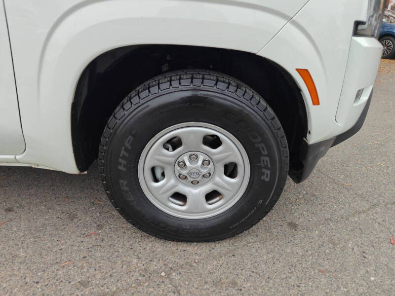 2023 Nissan Frontier S