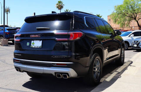 2025 GMC Acadia Elevation
