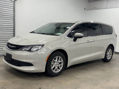 2017 Chrysler Pacifica LX