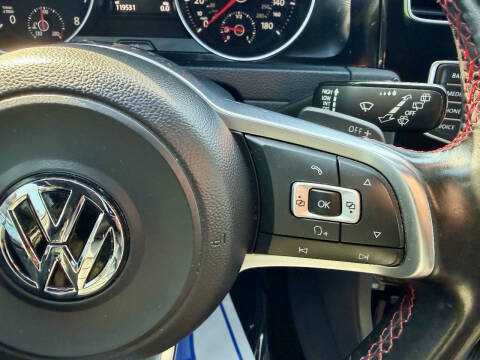 2016 Volkswagen Golf GTI SE