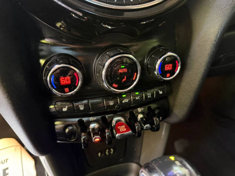 2017 MINI Hardtop 2 Door Cooper