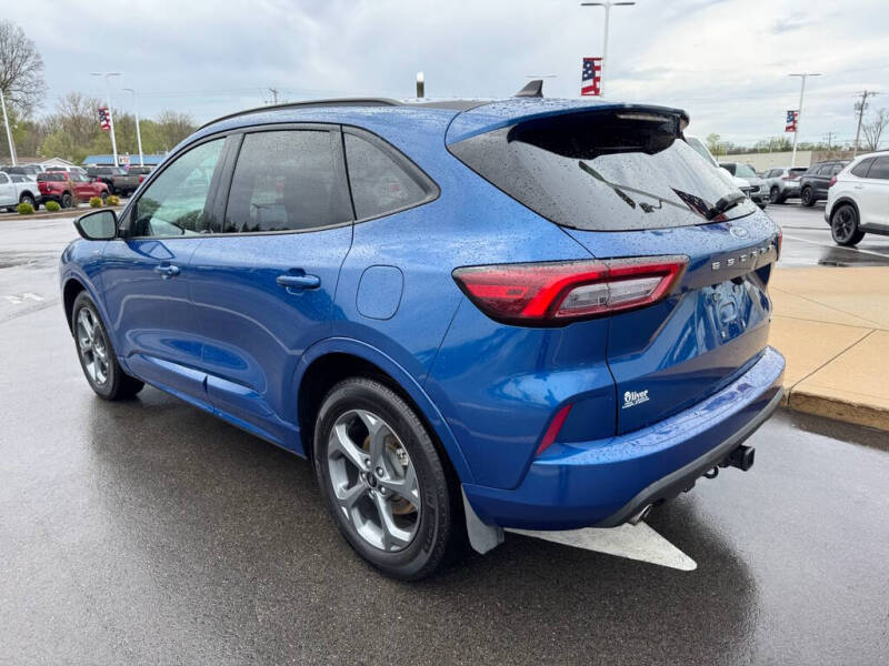 2023 Ford Escape ST-Line Select
