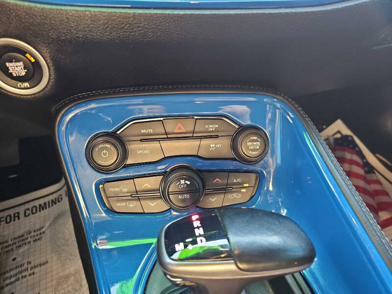 2020 Dodge Challenger SXT