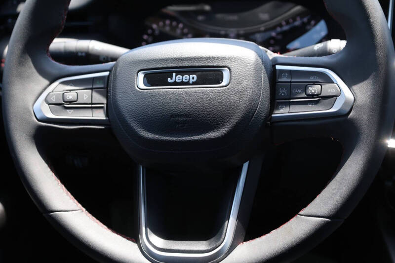 2023 Jeep Compass Trailhawk
