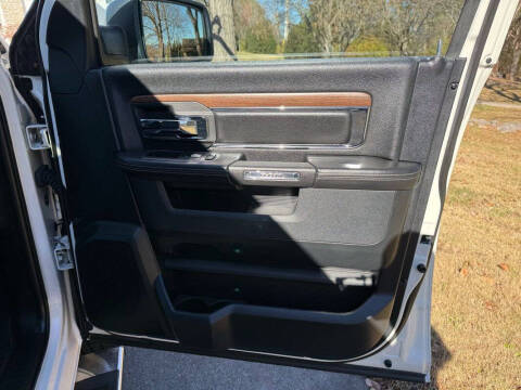 2017 RAM 1500 Laramie