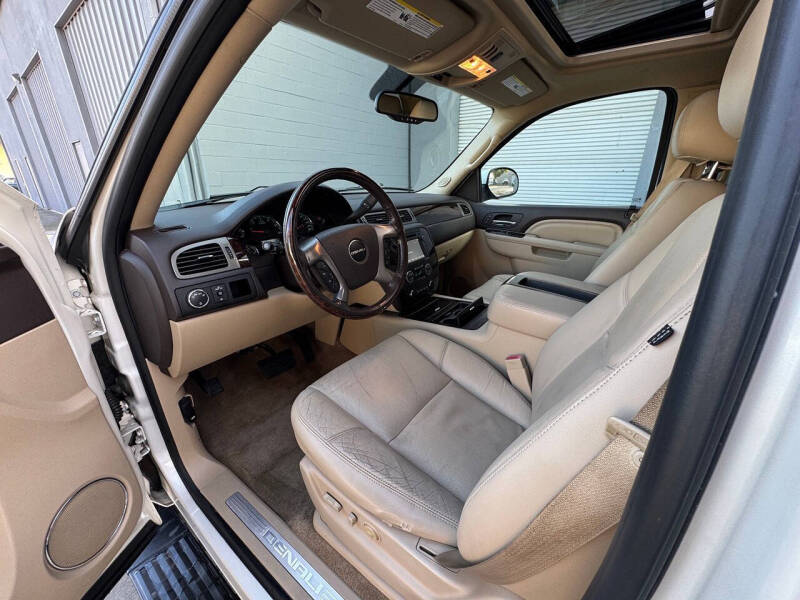 2012 GMC Yukon XL Denali