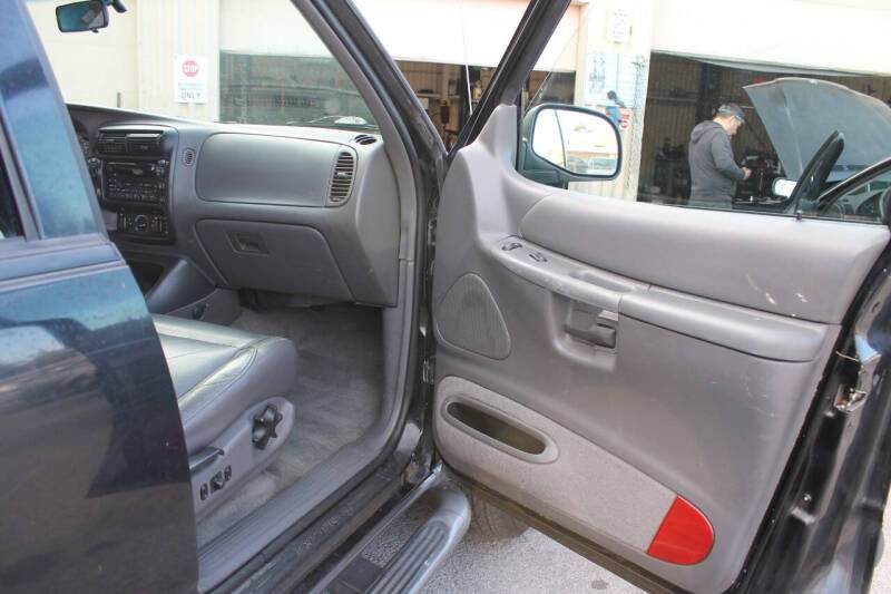 2000 Ford Explorer XLT