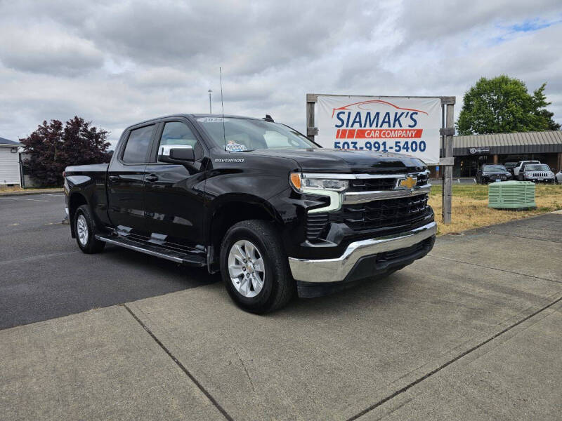 2024 Chevrolet Silverado 1500 LT's photo