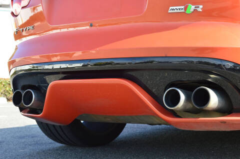 2016 Jaguar F-TYPE R