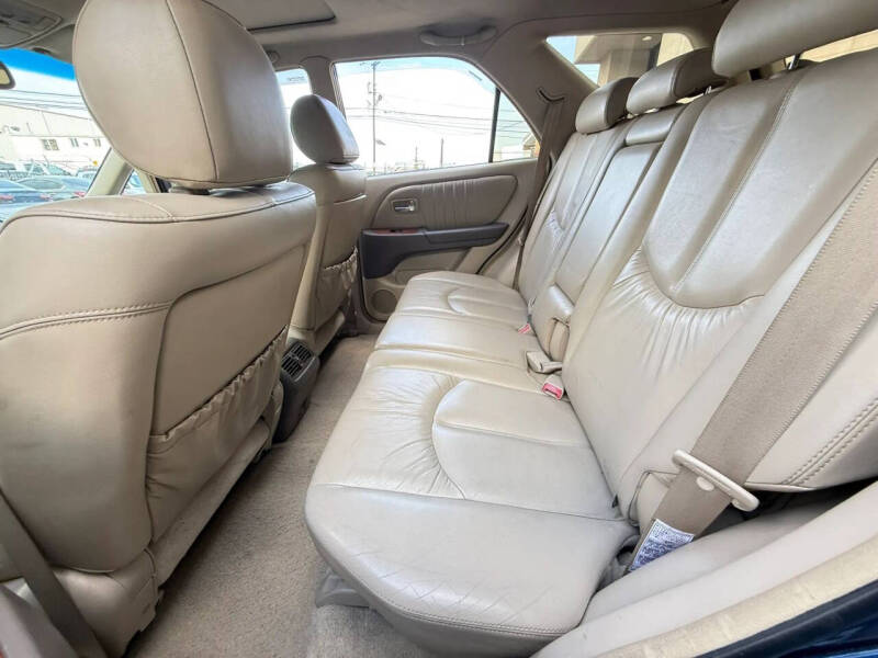 2003 Lexus RX 300