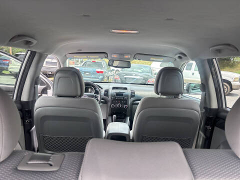 2011 Kia Sorento LX