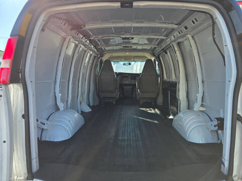 2020 Chevrolet Express 2500