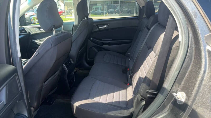 2016 Ford Edge SE