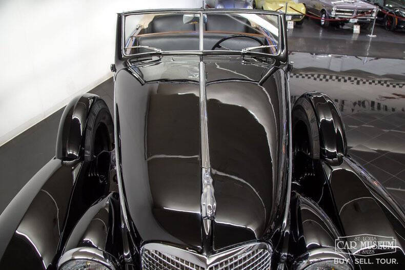 1937 Cadillac Series 85