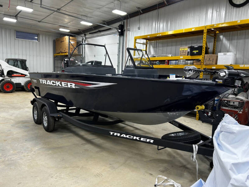 2025 Tracker PRO GUIDE 175 COMBO