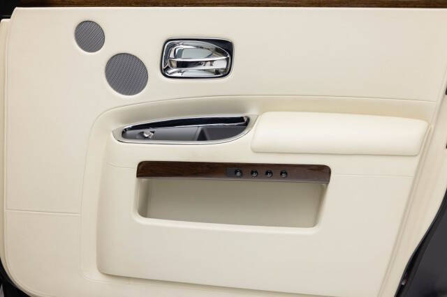 2010 Rolls-Royce Ghost