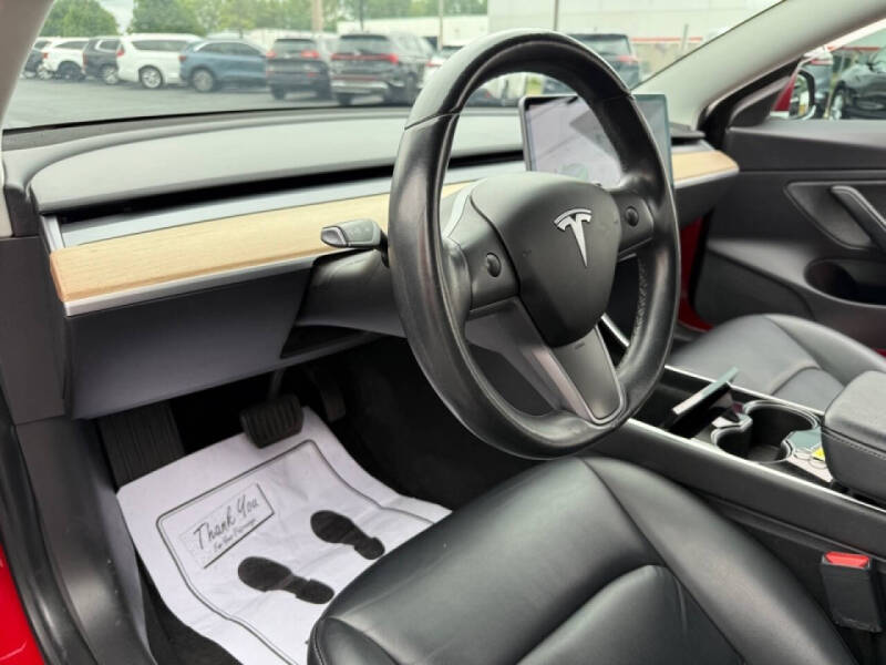 2019 Tesla Model 3 Mid Range