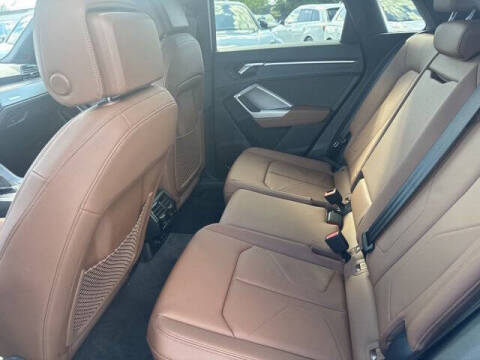 2025 Audi Q3 quattro S line Premium 45 TFSI