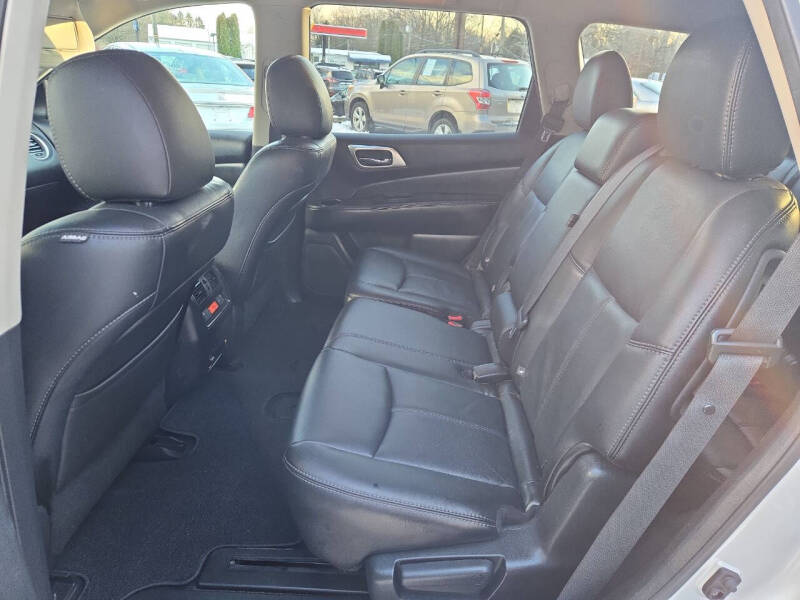 2014 Nissan Pathfinder SL