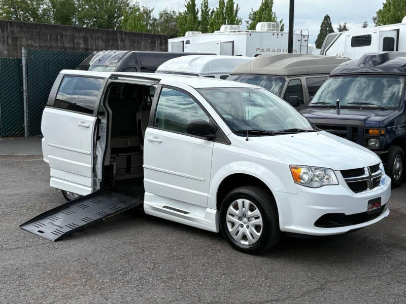 2015 Dodge Grand Caravan SE