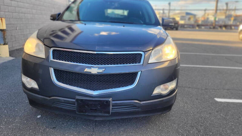 2011 Chevrolet Traverse LT