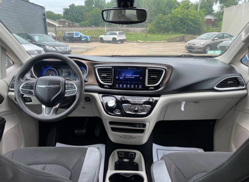 2017 Chrysler Pacifica Touring