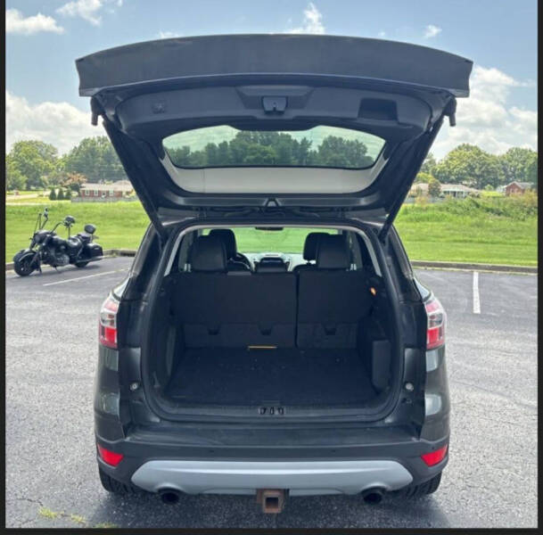2017 Ford Escape Titanium