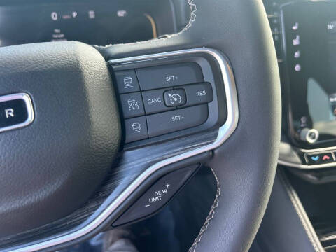 2024 Jeep Wagoneer L Series III