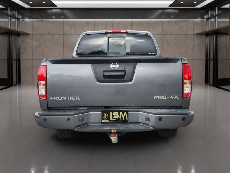 2017 Nissan Frontier PRO-4X