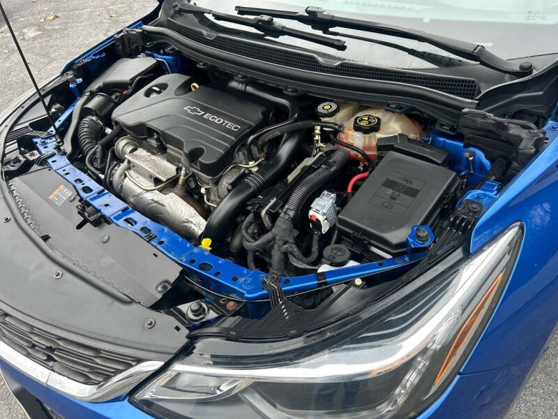 2017 Chevrolet Cruze LT Auto