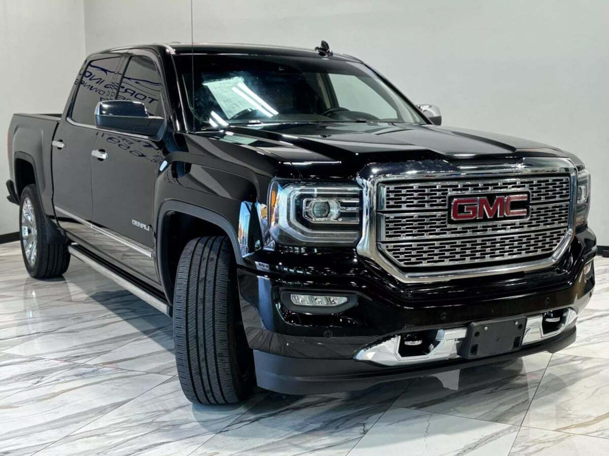 2018 GMC Sierra 1500 for sale at IMD MOTORS, INC in Dallas, TX