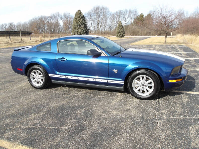 2009 Ford Mustang for sale at Crossroads Used Cars Inc. in Tremont IL