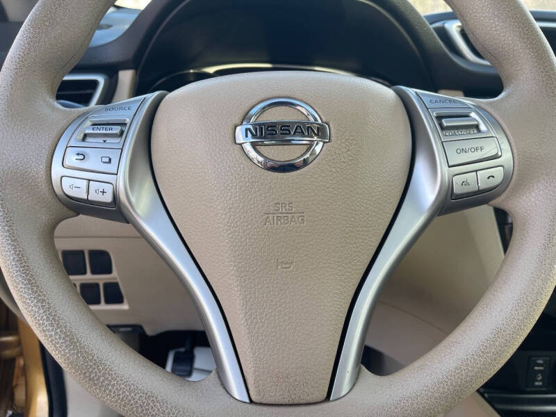 2015 Nissan Rogue SV