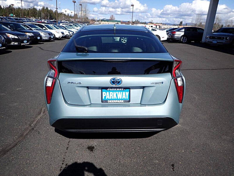 2016 Toyota Prius Two