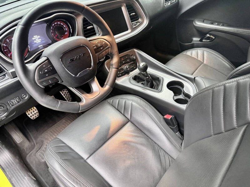 2015 Dodge Challenger SRT Hellcat