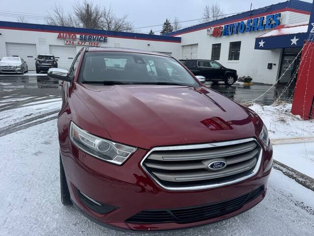 2017 Ford Taurus Limited