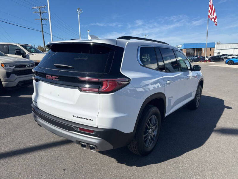 2025 GMC Acadia Elevation